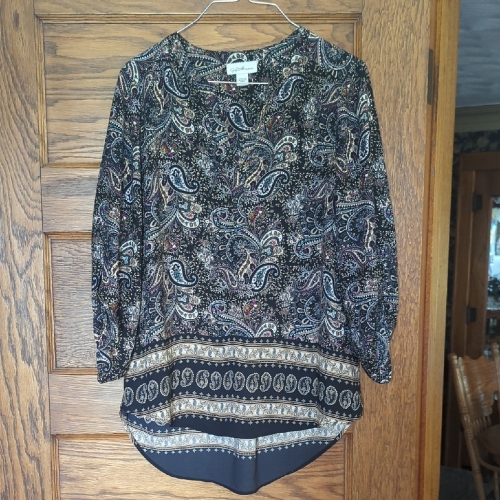 Jaclyn Smith Paisley Vneck High Low Blouse Size Women's M